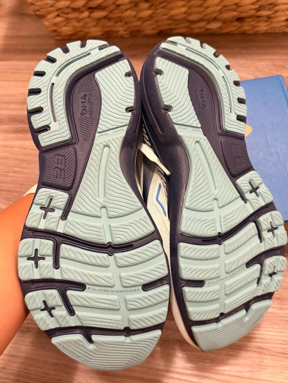 Brooks Running Shoes - Adrenaline GTS 23 Women's Size 7.5 medium